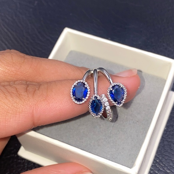 Marquise cut Blue Zircon Wrap ring - Picture 4 of 11